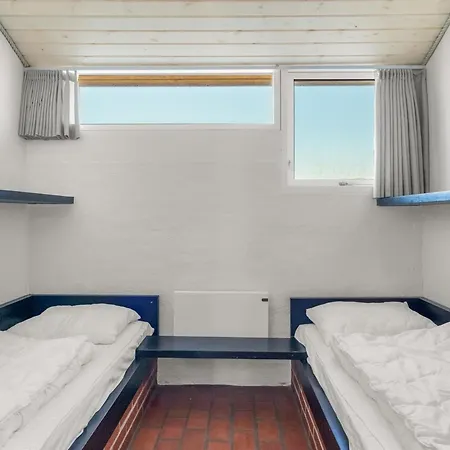 Apartamento Edisa - 50m From The Sea By Interhome